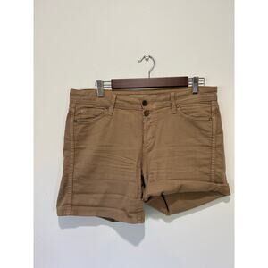 Vince womens short size 30 tan button closure rolled up